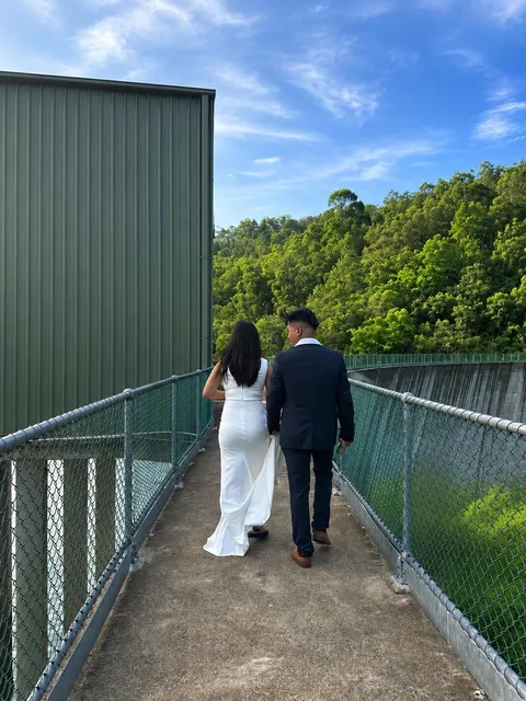 Nylgen and Kersee walking together